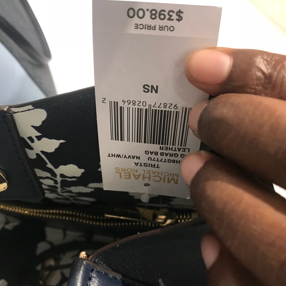 Bag brand new Michael kors 🔥🔥🔥🔥 - Picture 3 of 3